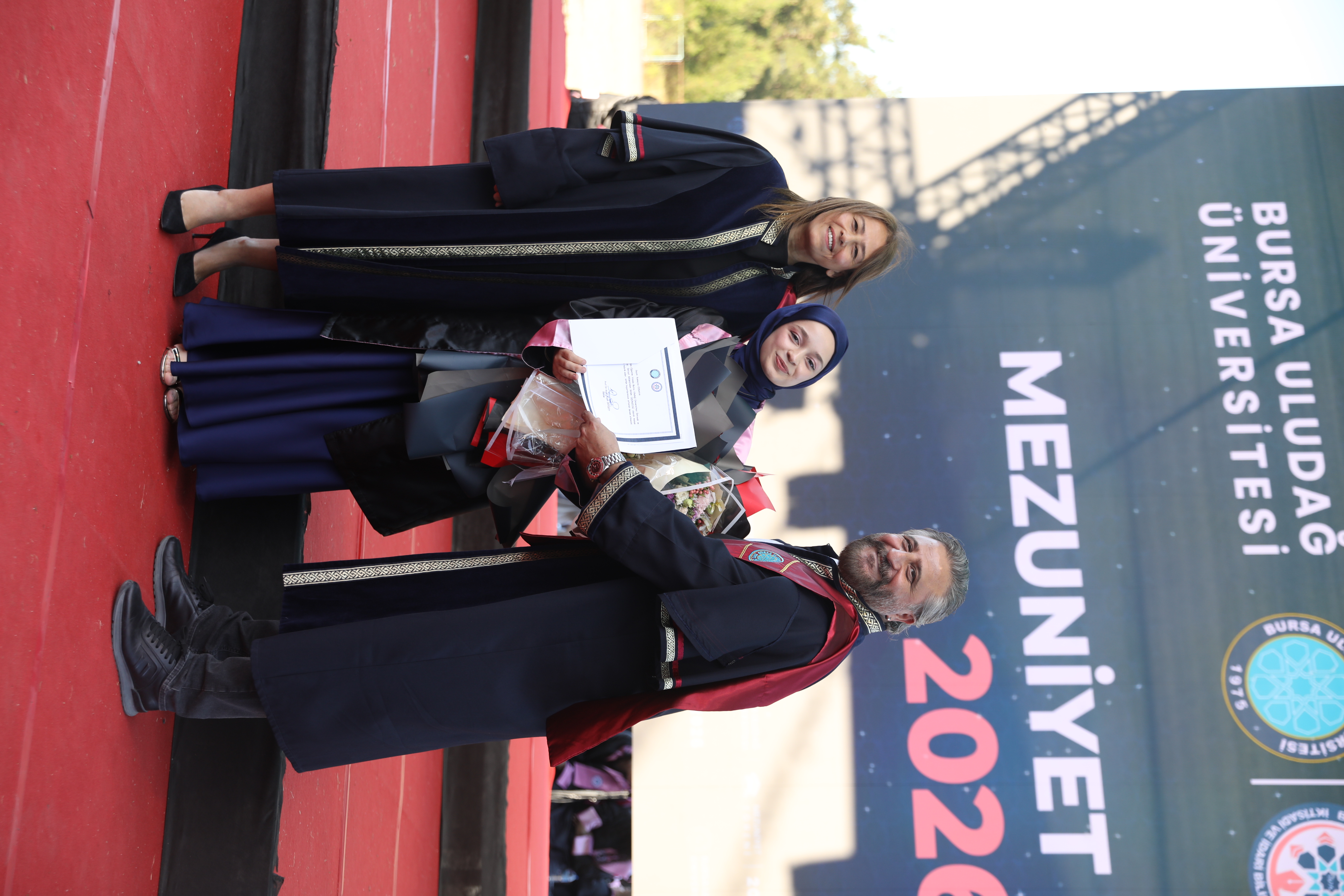 2025-2026 AKADEMİK YILI İ.İ.B.F. MEZUNİYET COŞKUSU 